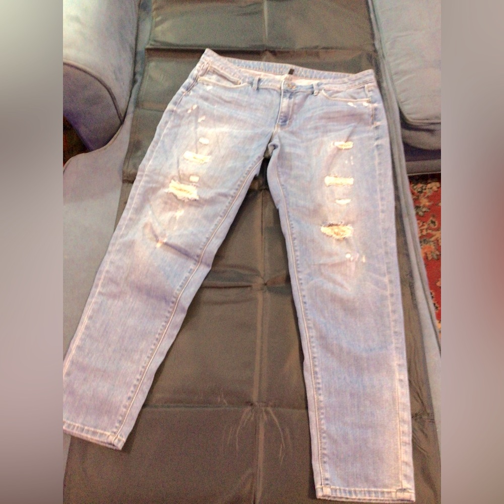 White House/ Black Market The Girlfriend Jeans